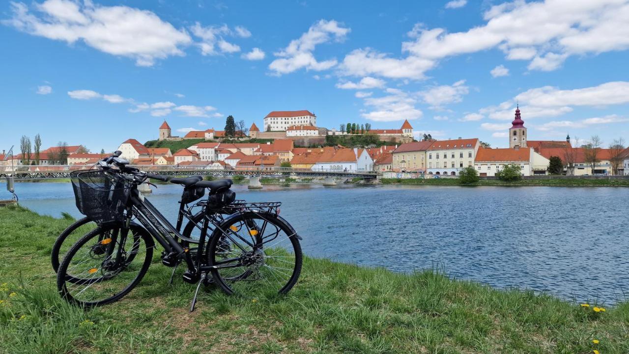 Hotel Pomaranca Ptuj Eksteriør billede