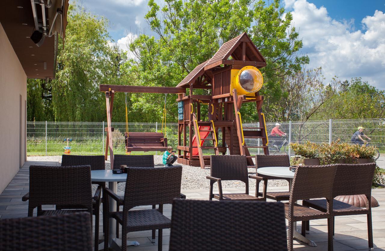 Hotel Pomaranca Ptuj Eksteriør billede